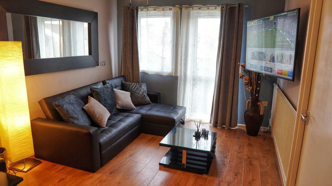 North London Apartment - เอ็ดมันตัน ภายนอก รูปภาพ